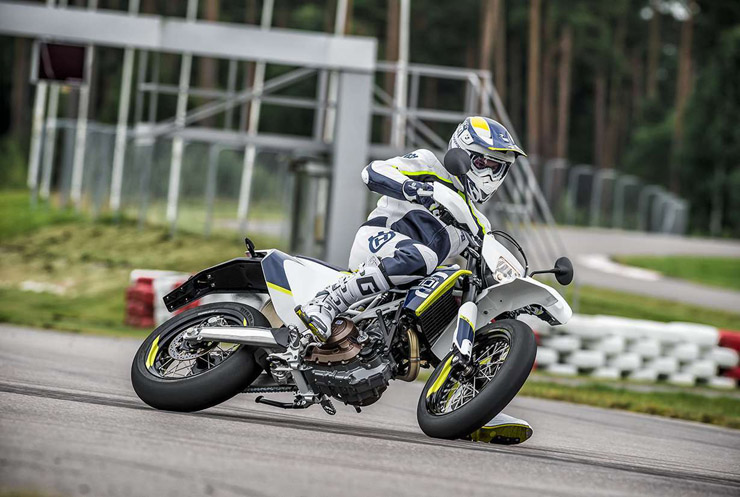 ハスクバーナモーターサイクルズジャパンが ニューモデル「701 SUPER