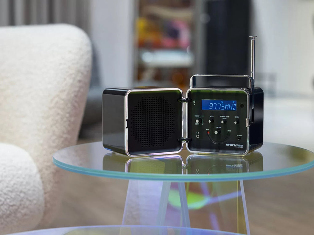 radio.cubo | ラジオクーボ by Brionvega | Generate Design