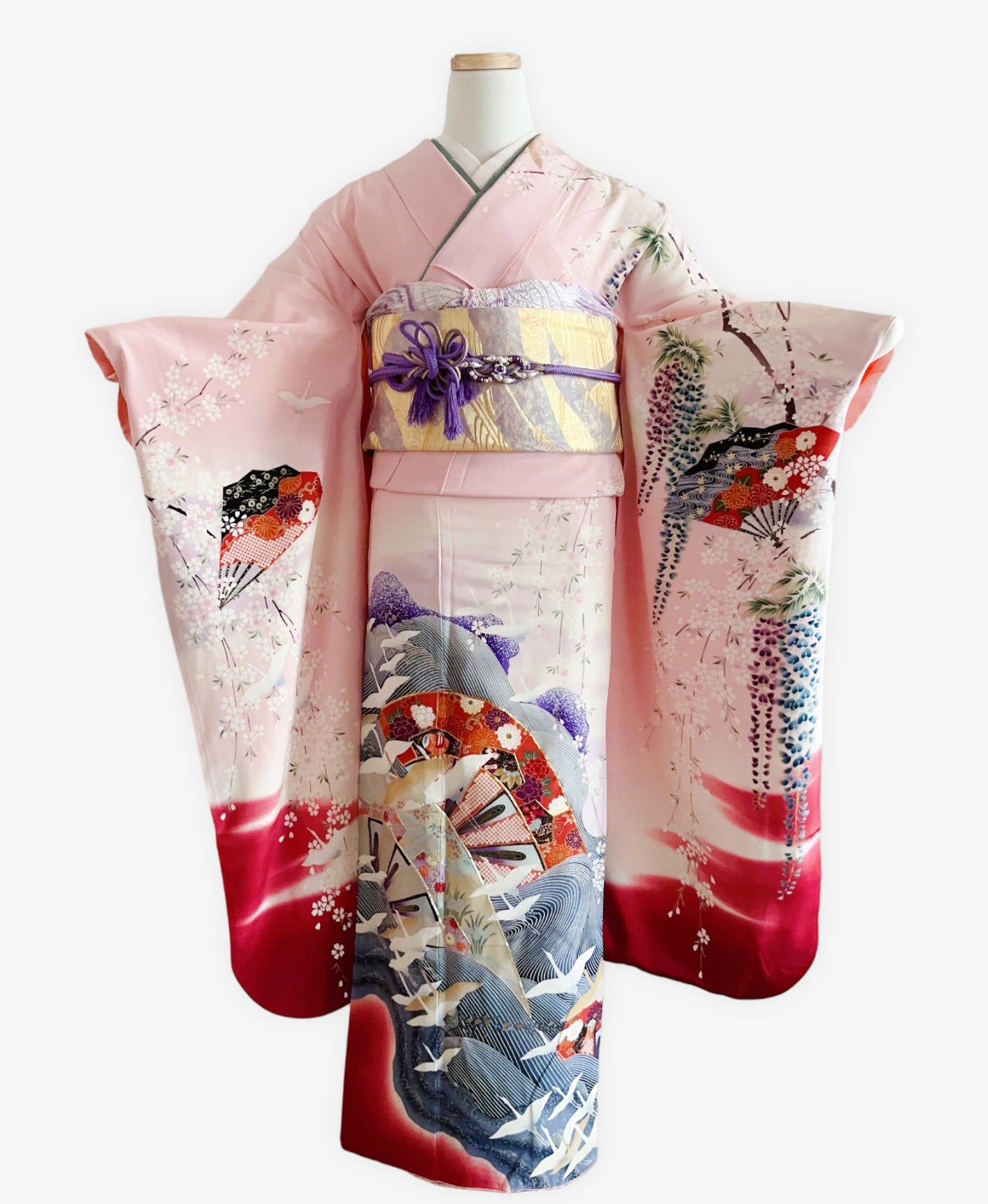 振袖レンタル・撫子色 ピンク系 暈し染め 駒刺繍 金彩 藤 桜 扇 鶴