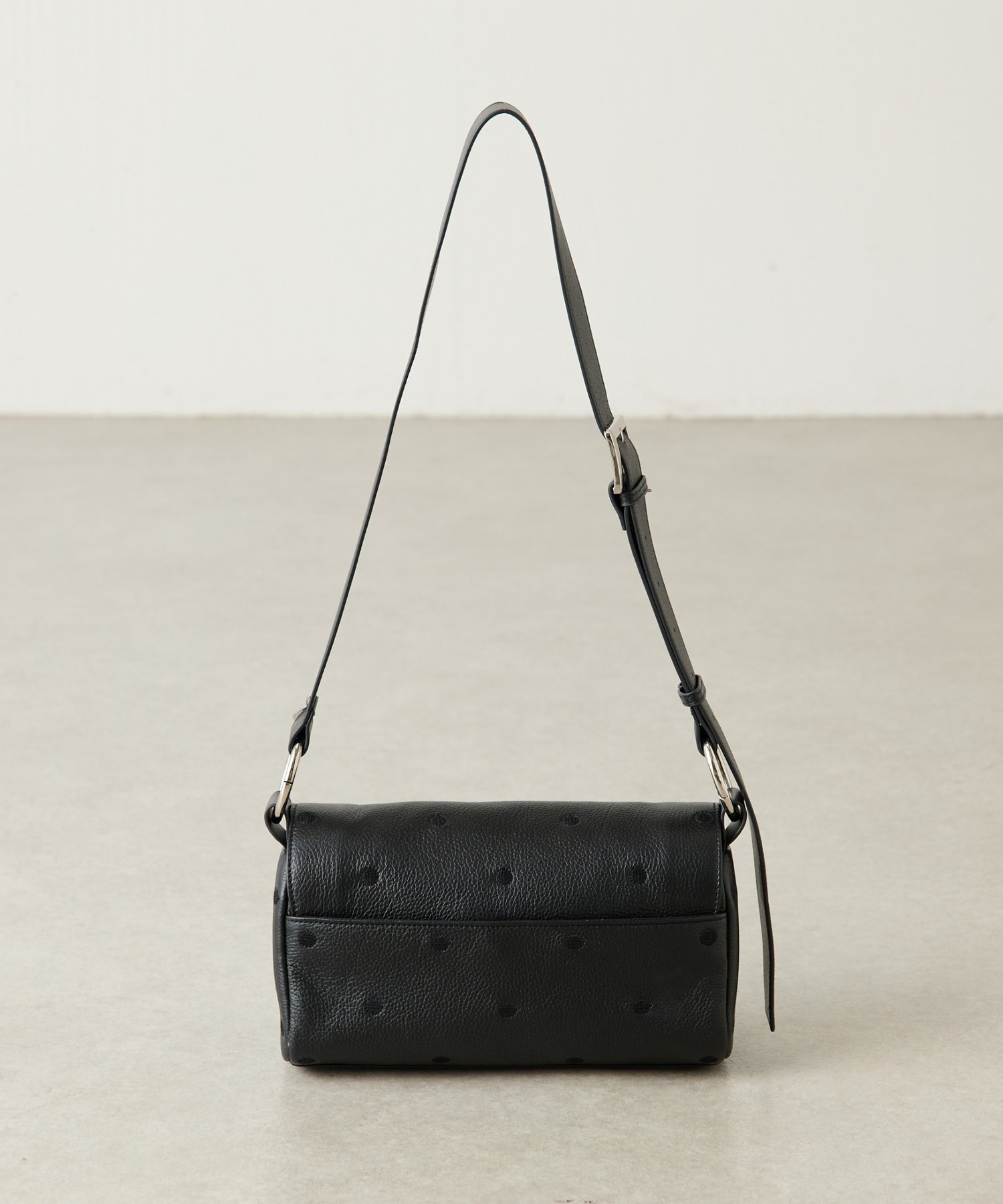 BEARDSLEY｜《本革》ドットボディバッグ | Rakuten Fashion(楽天