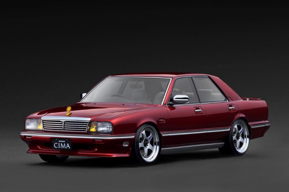 NISSAN Fairlady Z 2-Seater 300ZR (Z31) Red (1/18 Scale)【IG3897