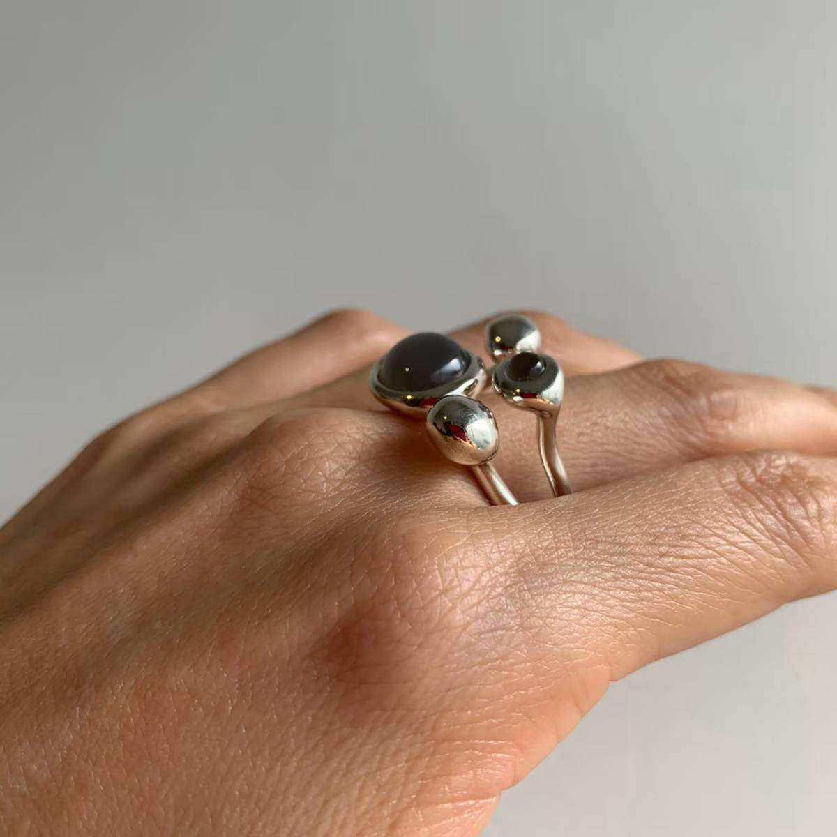 AP-PISTILLI-04A / Silver, Graymoonstone | Monica Castiglioni