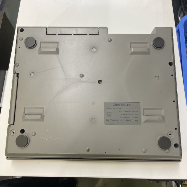 BEEP修理班】FM TOWNS MARTY モデル2の電源修理とオーバーホールをしま