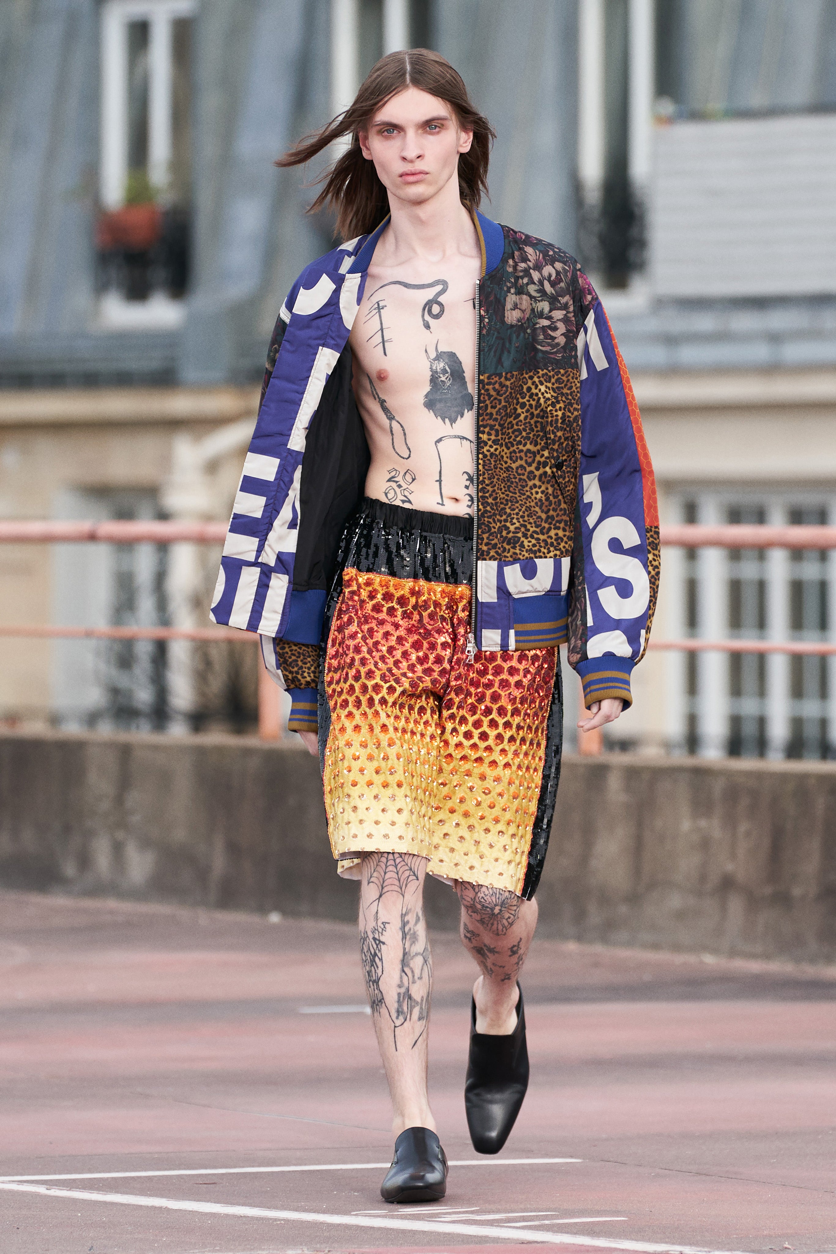 SS 23 メンズを表示 | Dries Van Noten