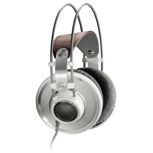 AKG K701-Y3(オープンエアー型ヘッドフォン・開放型)(国内正規・3年