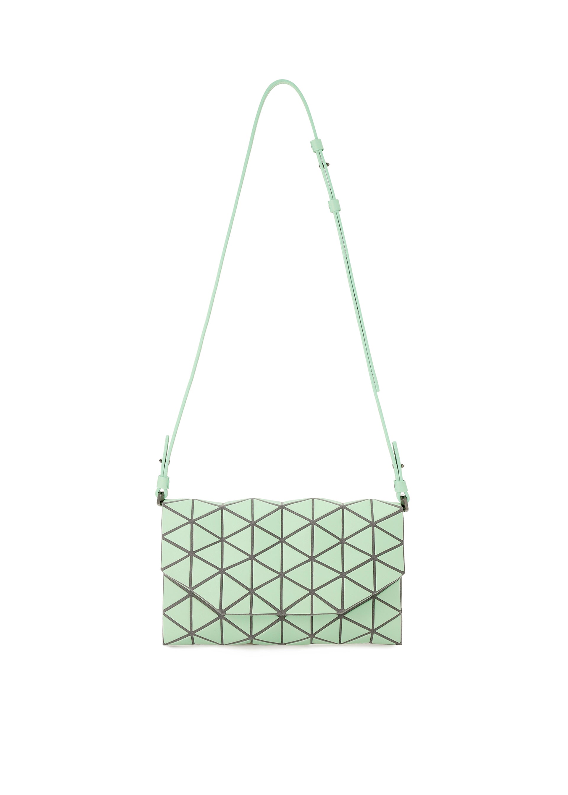 バッグ＆財布／ポーチ＆クラッチバッグ – isseymiyake.com
