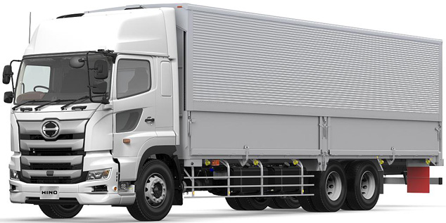 日野自動車、大型トラック「日野プロフィア」、中型トラック「日野