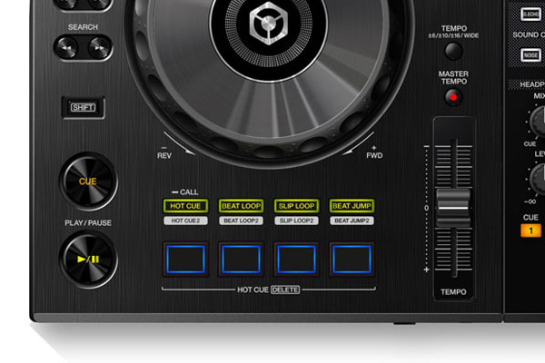 イベント使用品のPioneer DJの一体型DJコントローラー、XDJ-RRのご紹介
