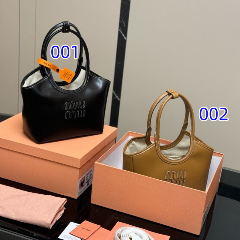 ミュウミュウ トートバッグ コピー miumiu ショルダー バッグ レザー