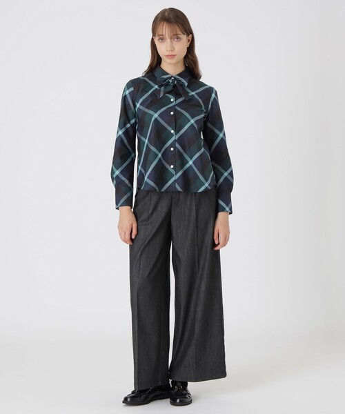 BLUE LABEL CRESTBRIDGE（ブルーレーベルクレストブリッジ） ブラウス