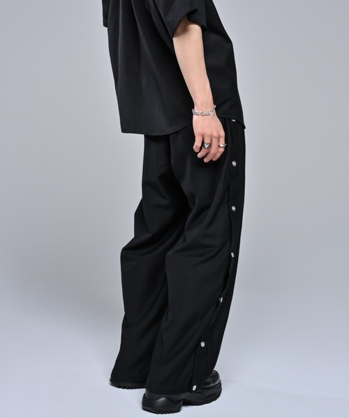 ADRER（アドラー） パンツ Full snap side line deformation pants