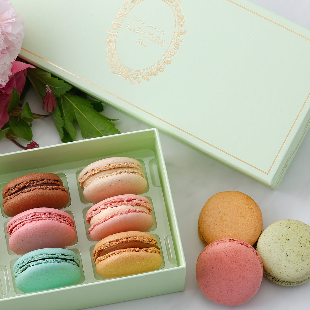 ギフトカード】LADUREE（ラデュレ）コフレ・ アンタンポレル マカロン