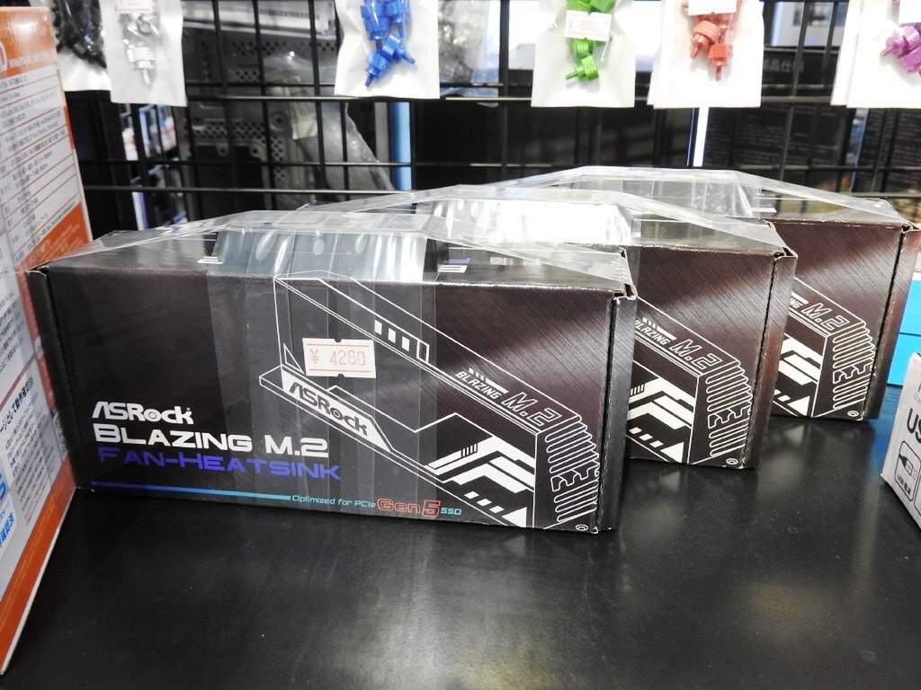 ASCII.jp：ASRock製マザーボード専用のファン付きM.2クーラーが3モデル登場
