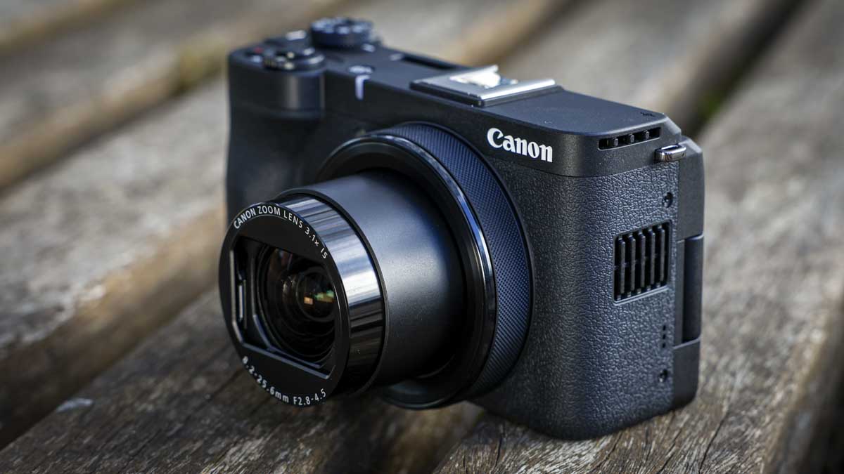 I Used Canon's PowerShot V1 – It's a Premium Compact Built for