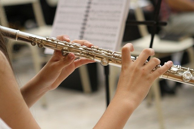 楽曲分析や和声の知識を生かして聴く人の心に響く演奏をするには？楽譜