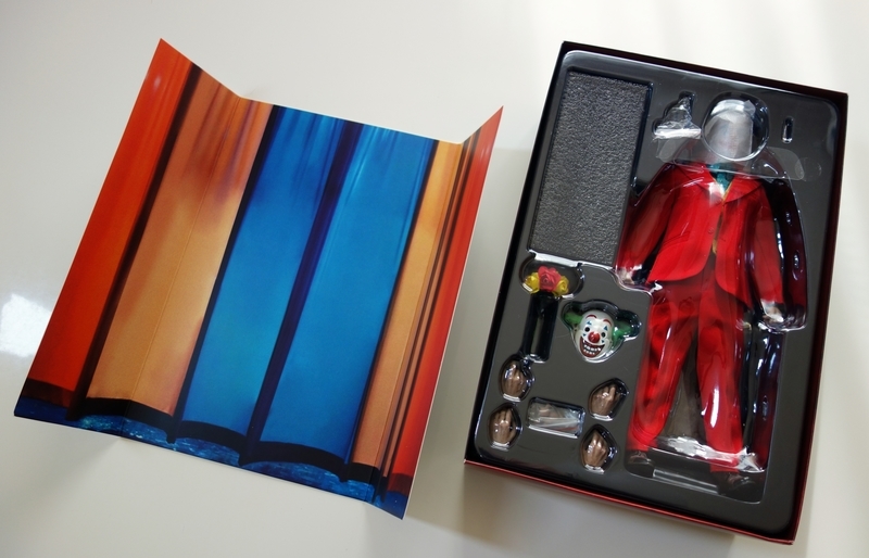 TOYS ERA PE004 「The Comedian」 ジョーカー レビュー - okurejeの日記