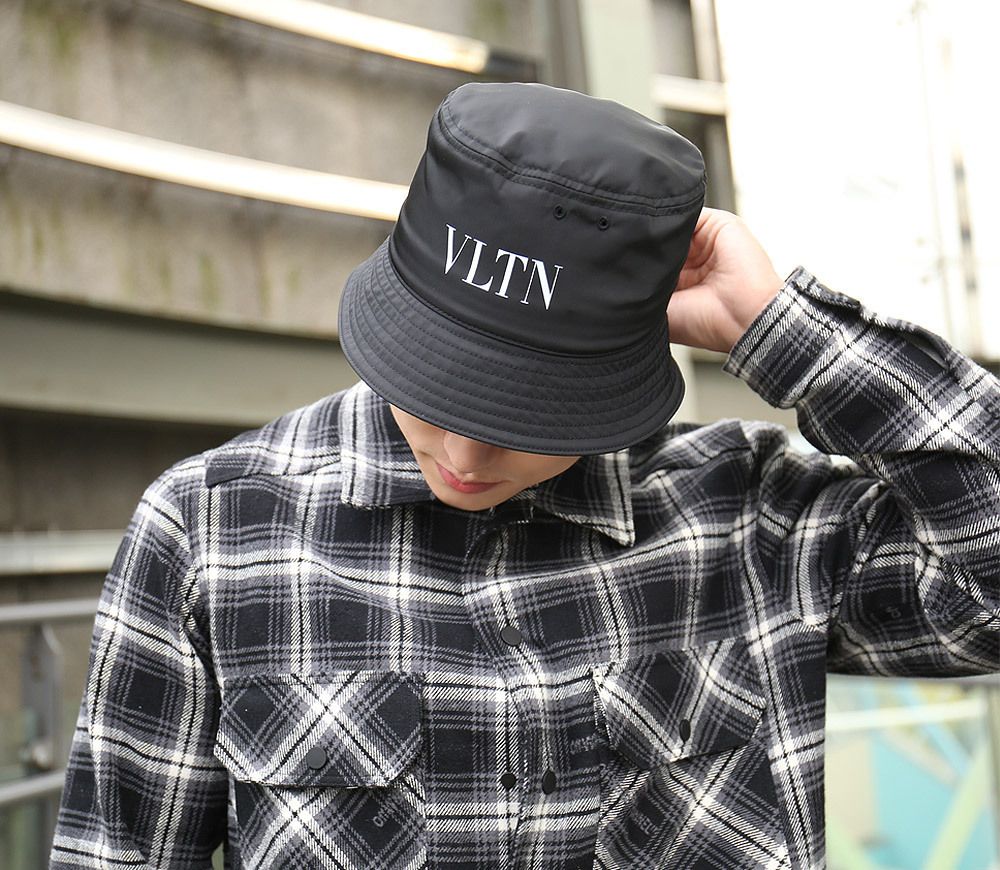 VALENTINO 20AW VLTN PRINT バケットハット_BLACK (VALENTINO/ハット