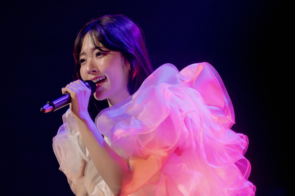 鈴木愛理がKT Zepp Yokohamaを揺らした！⚡️ 新曲「Oops!」初披露で