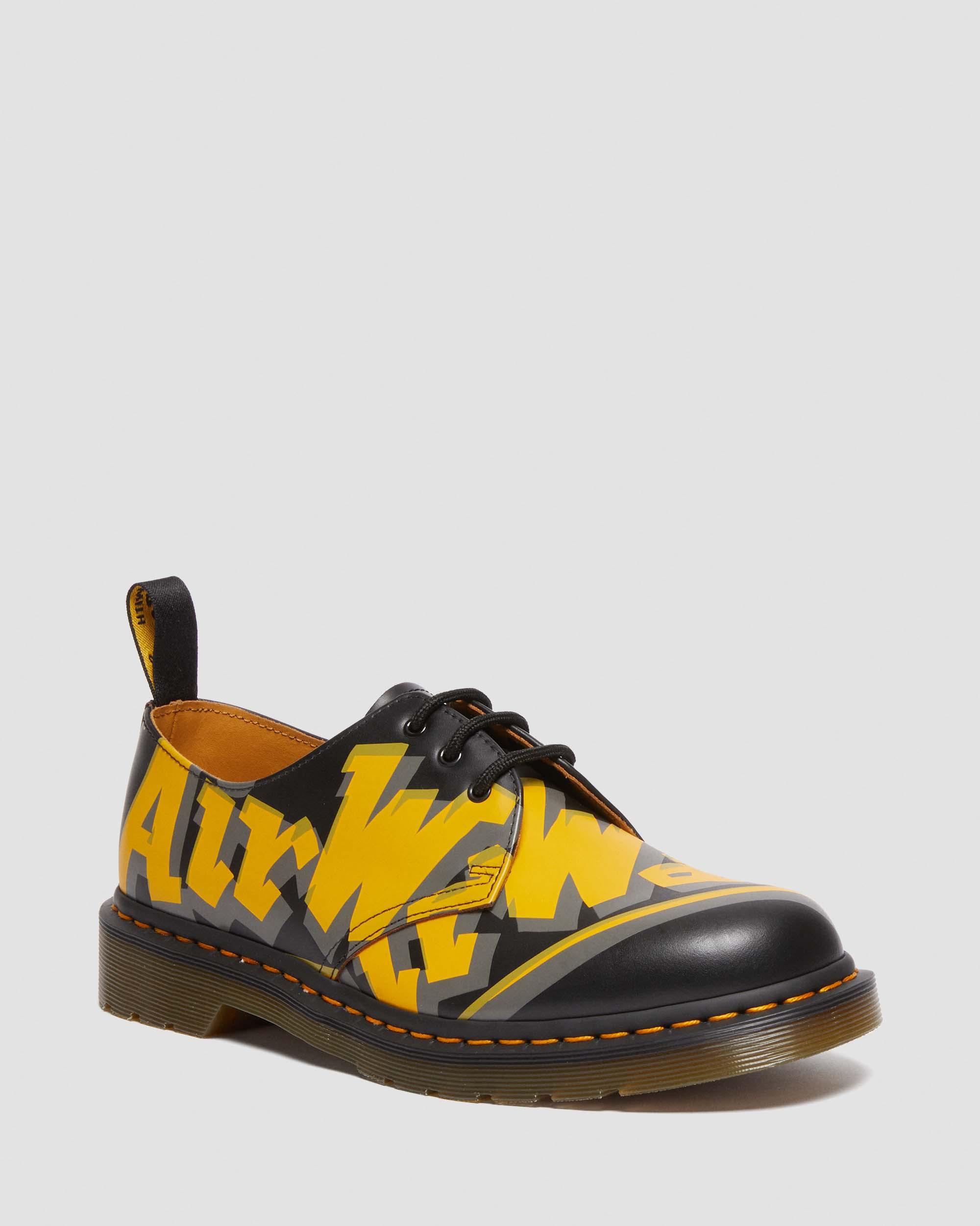 1461 Airwair Vintage Smooth Leather Oxford Shoes in Black | Dr