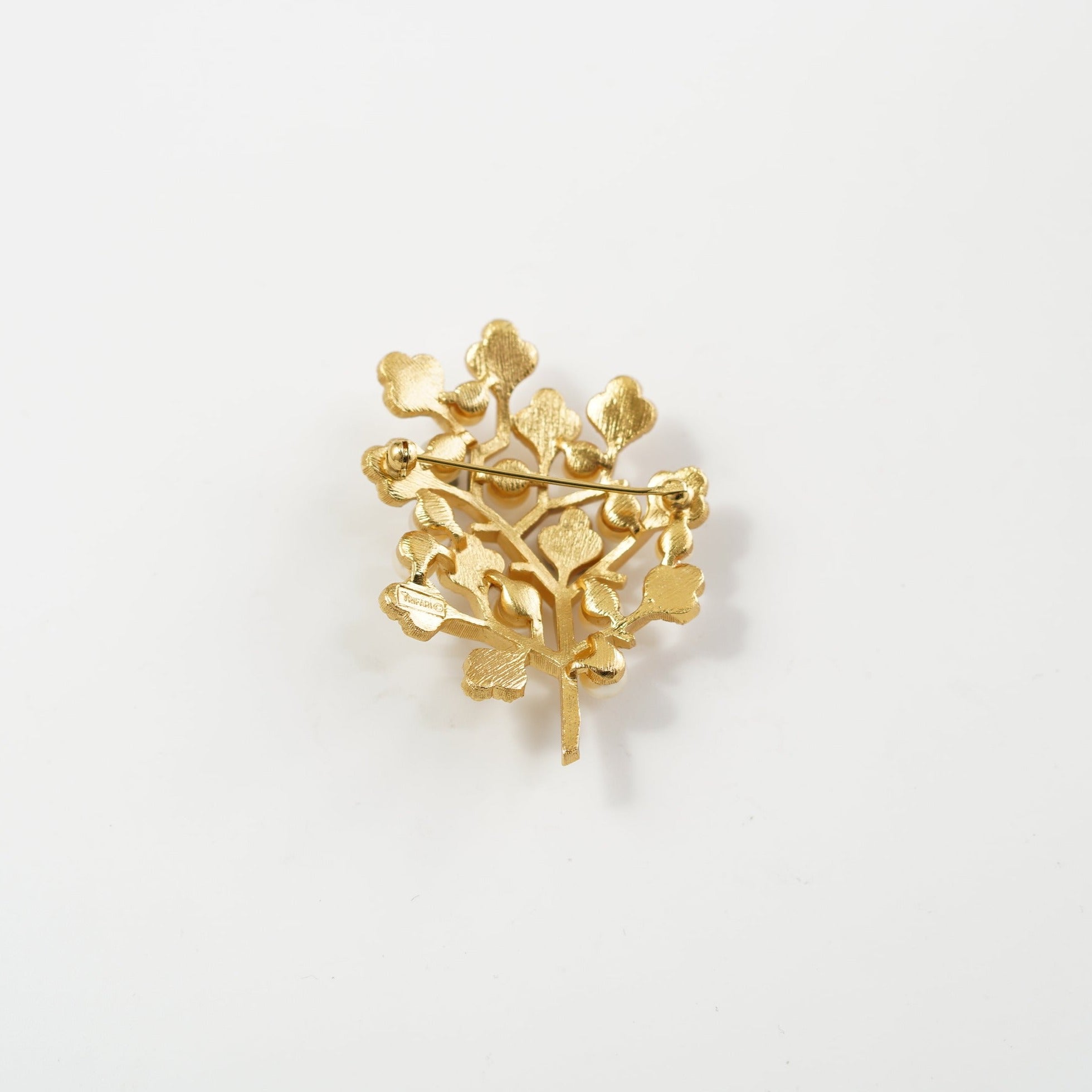 Trifari（トリファリ）ブローチ「GOLD PEARL」／ヴィンテージ