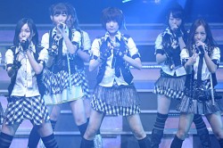 AKB48『「リクエストアワーセットリストベスト100 2013」＆「ユニット