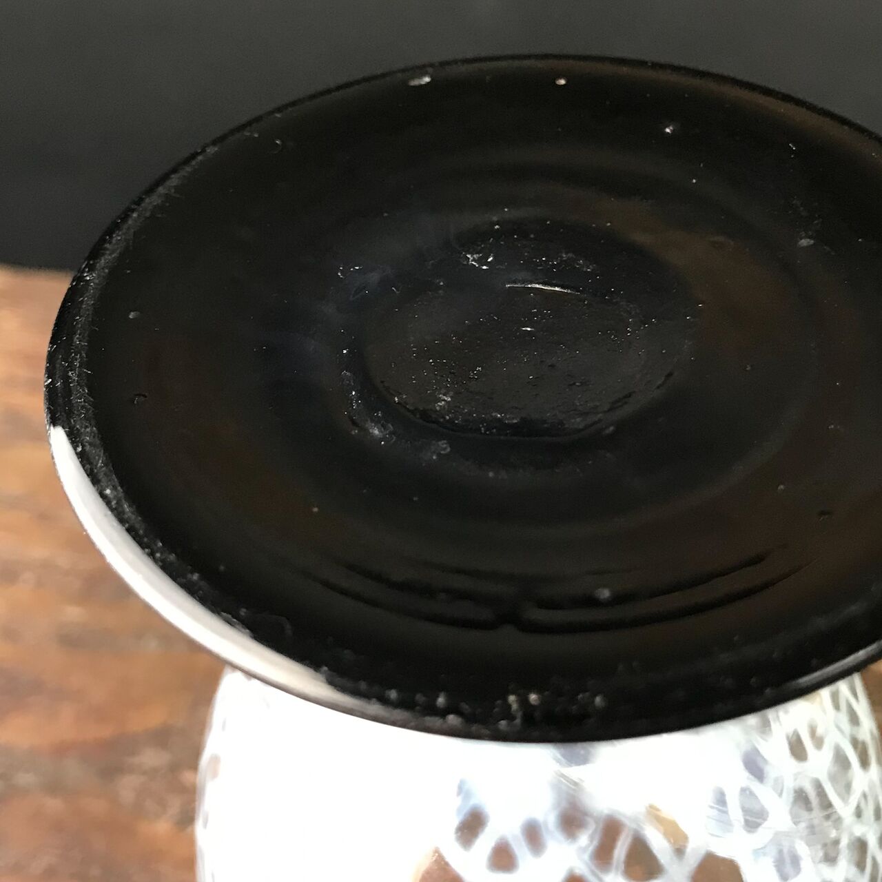 ガラス :: 輪つなぎ文 棗形 黒脚 氷コップ | COTTOU.JP 骨董の通販