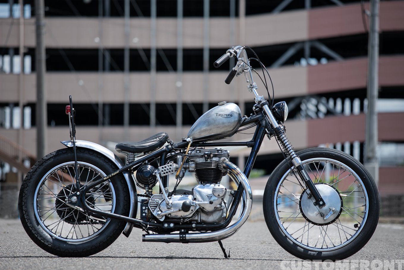 TRADS & SHALLOW MOTORCYCLE SHOPのトライアンフTR6チョッパー 1967年