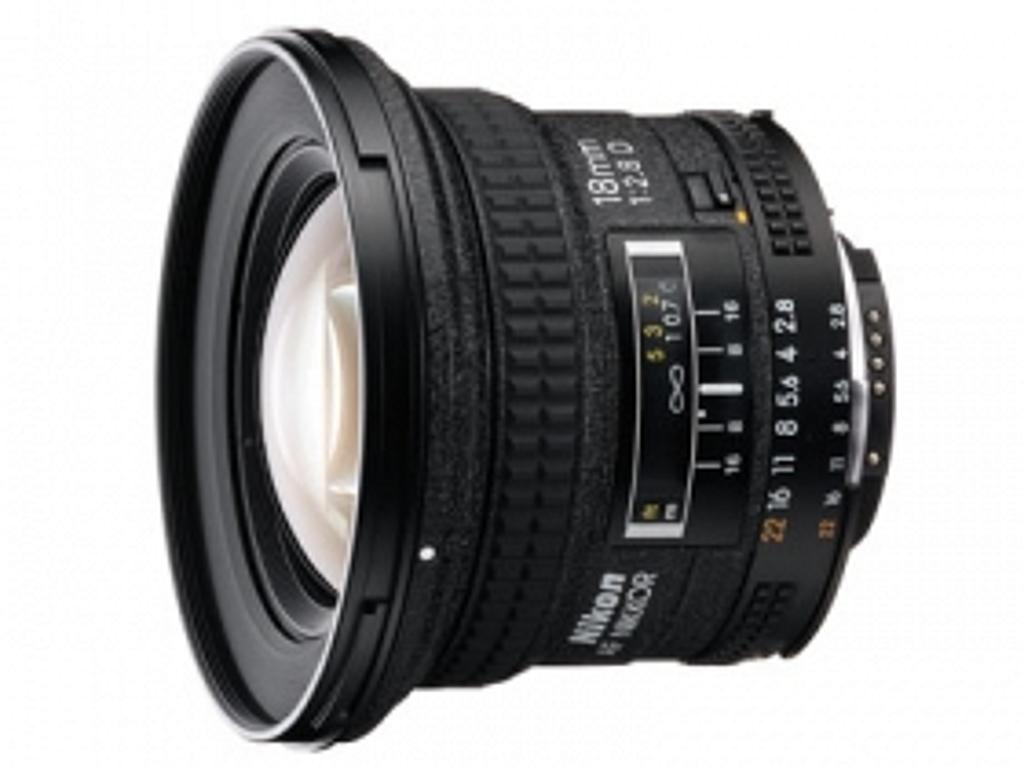 Nikon 18mm F2.8D AF Nikkor Lens