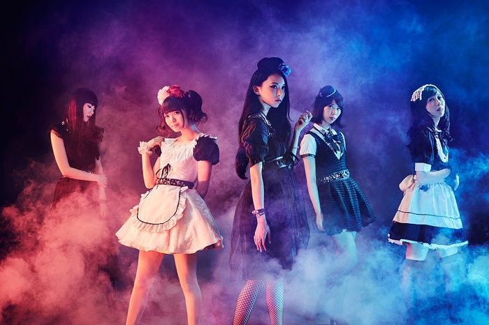 メイド姿のハード・ロック・バンド BAND-MAID、来年1/9にバンド史上