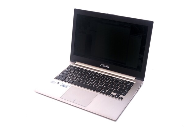 Asus Zenbook UX31E 13.3 Intel Core i7-2677M 1.8GHz 4GB 256GB SSD