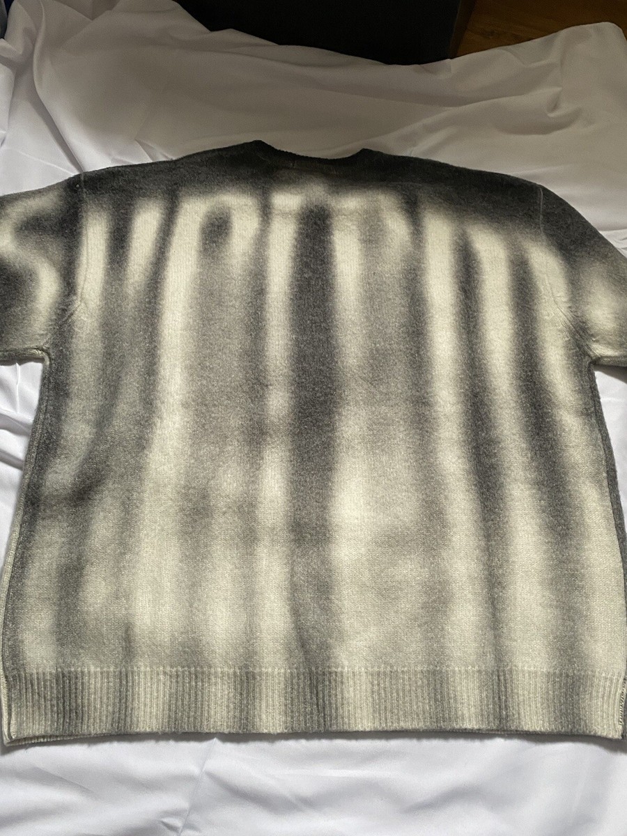 Supreme Blurred Logo Sweatshirt - Size Medium - Brand New | eBay UK