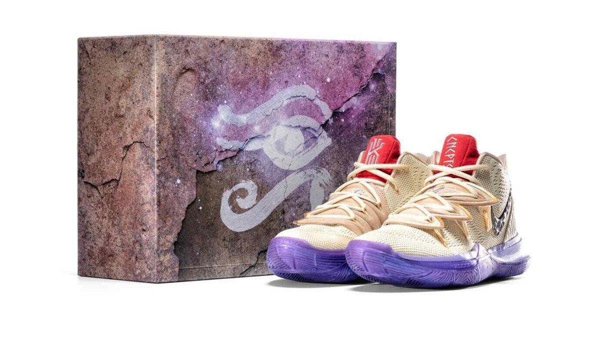 NIKE Kyrie IV 5 X Concepts PE TV Ikhet size 14. Tan Purple Red