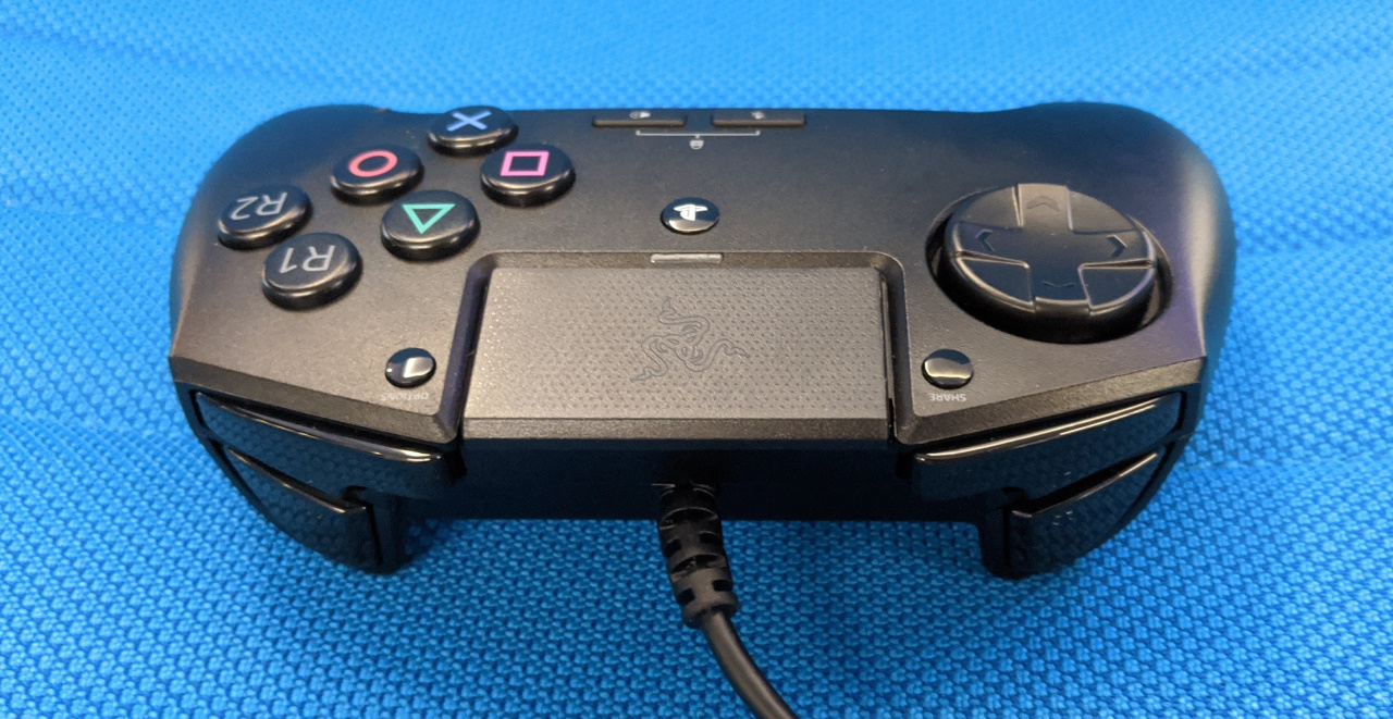 Razer Raion Fightpad Review | PCMag
