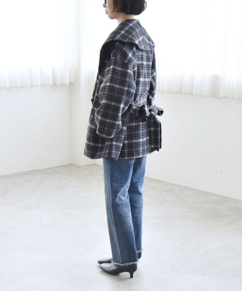 セール】 quaranciel: リバー ケープ ショート コート 25AW （その他