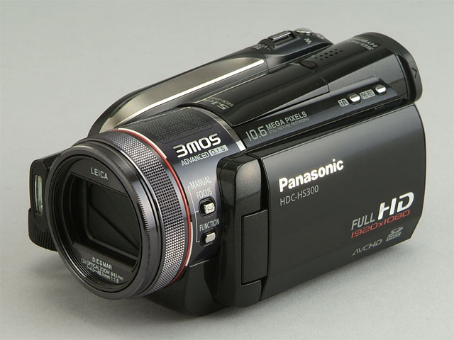 マニュアル派にもうれしいメガピクセル3板機 「HDC-HS300」：特集 春の
