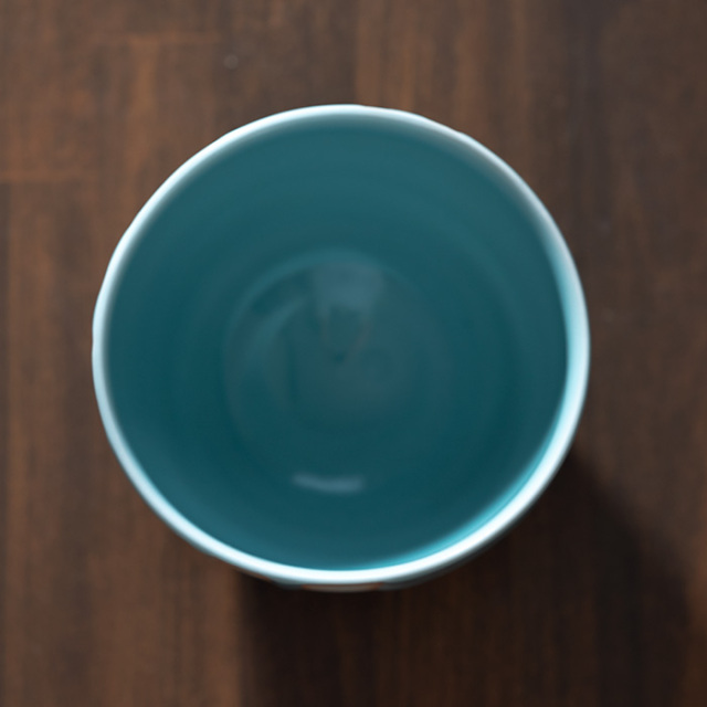 青白磁抹茶茶碗（IH-053） 作家「市川博一」