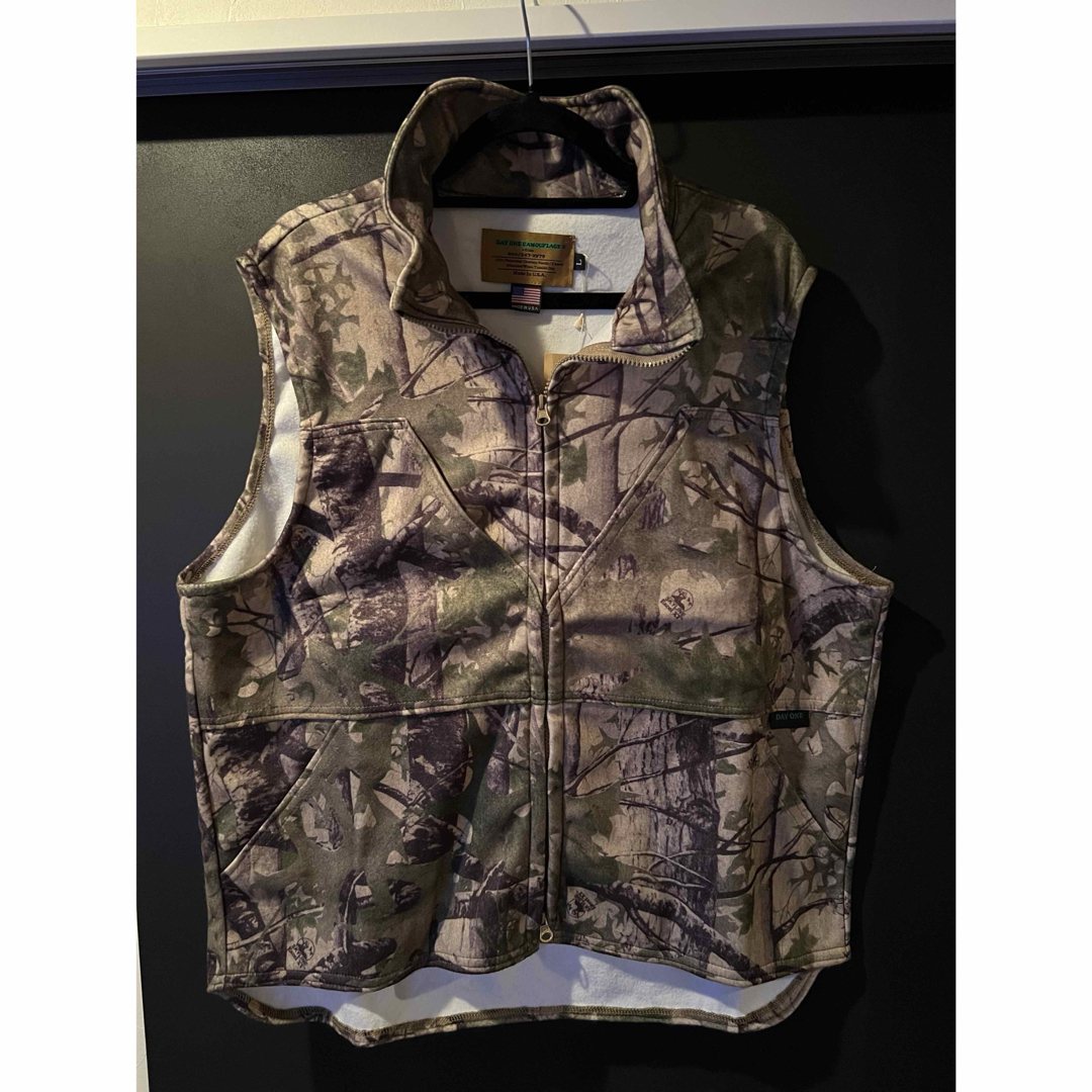 day one camouflage フリースベスト | 激安通販のイーサプライ