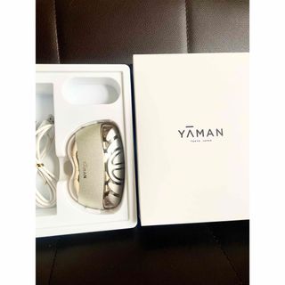 YA-MAN - ヤーマン Platinum White プラチナホワイトRF HRF-1 美顔器の