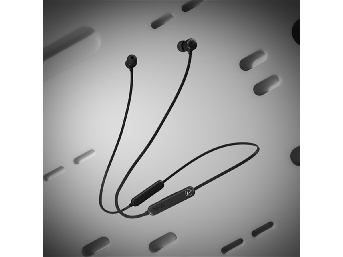 Beats、藤原ヒロシ氏「fragment design」とコラボした「Beats Flex」を