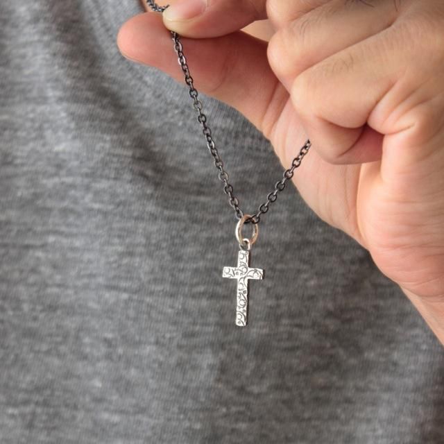 Paisley Small Cross Necklace/TOKYO TOMINZOKU - VIVIFY STORE