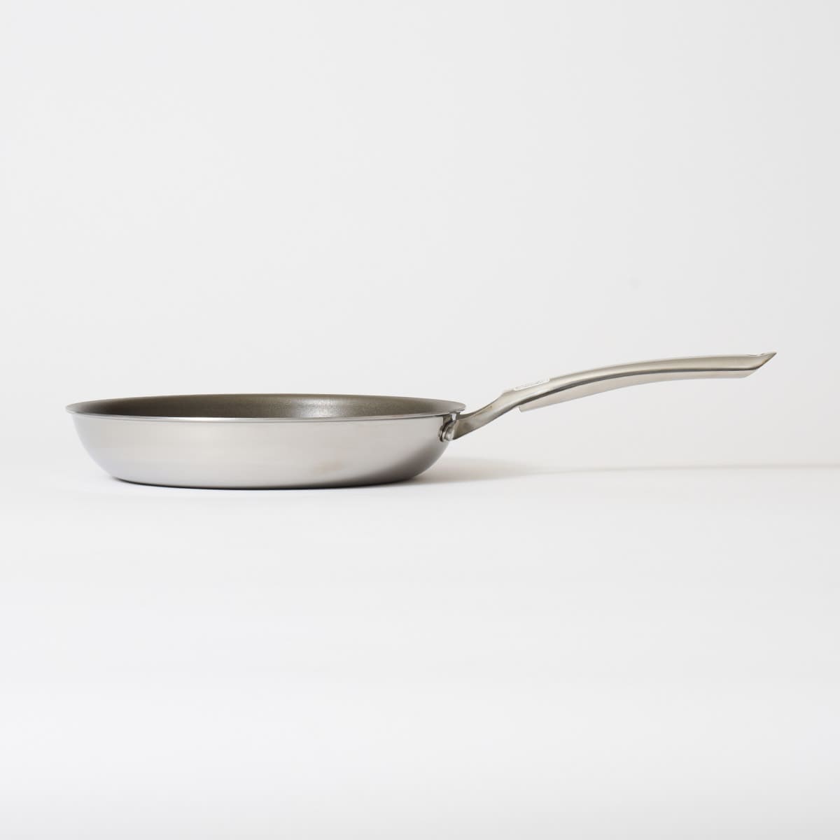 CORELLE】DuraNano フライパン26cm | itomani（いとまに）｜日常の「暇