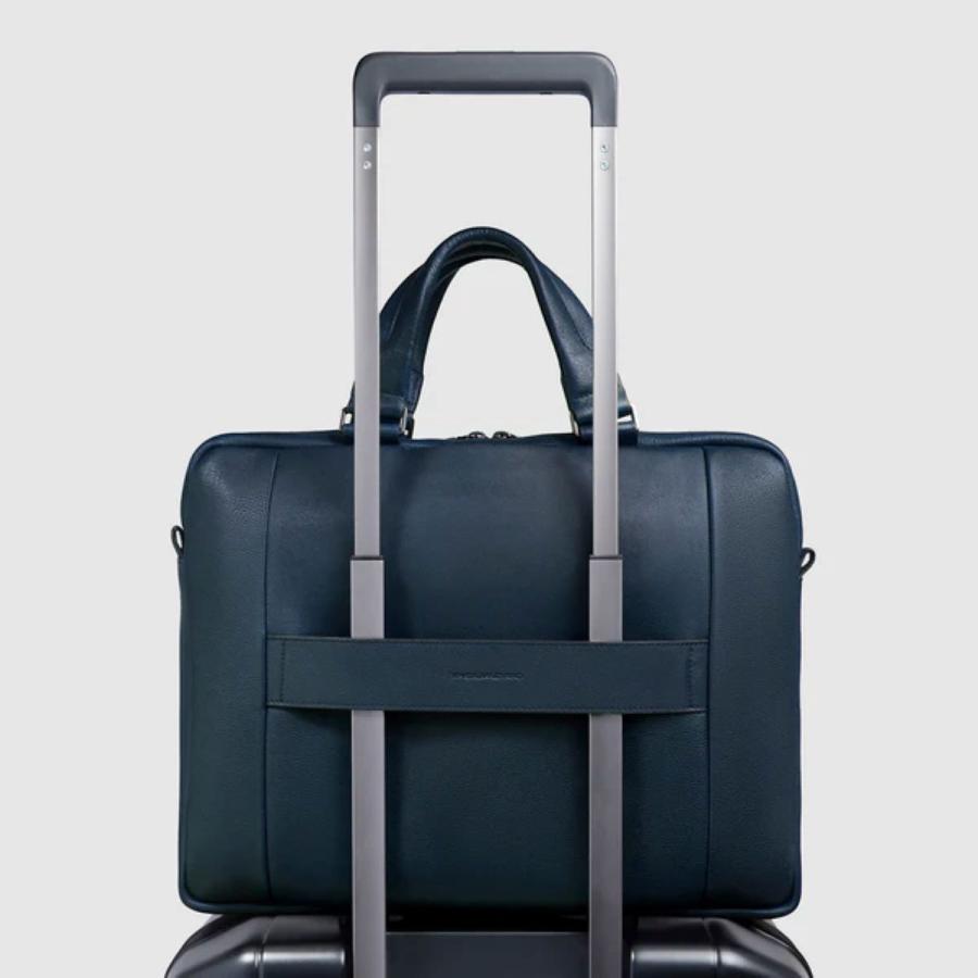 ピクアドロ PIQUADRO レザー 2WAY ビジネスバッグ キャリーオン