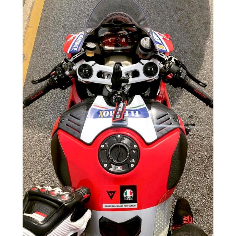 TKPR04 TWMタンクキャップ/KAWASAKI (4本留め) / Ninja400(18-),ZX-4RR