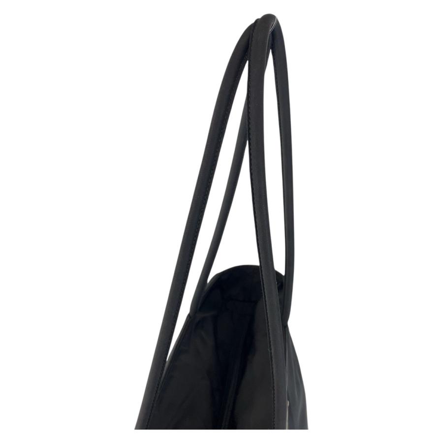 PRADA（プラダ） テスート 三角ロゴプレート ブラック 黒 シルバー金具