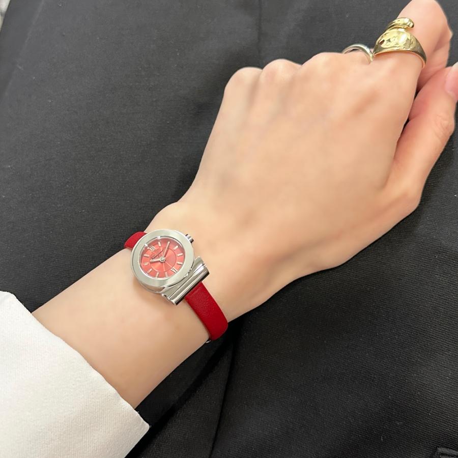 FERRAGAMO（フェラガモ） 腕時計 手表 レディース ブランド 小さめ 革
