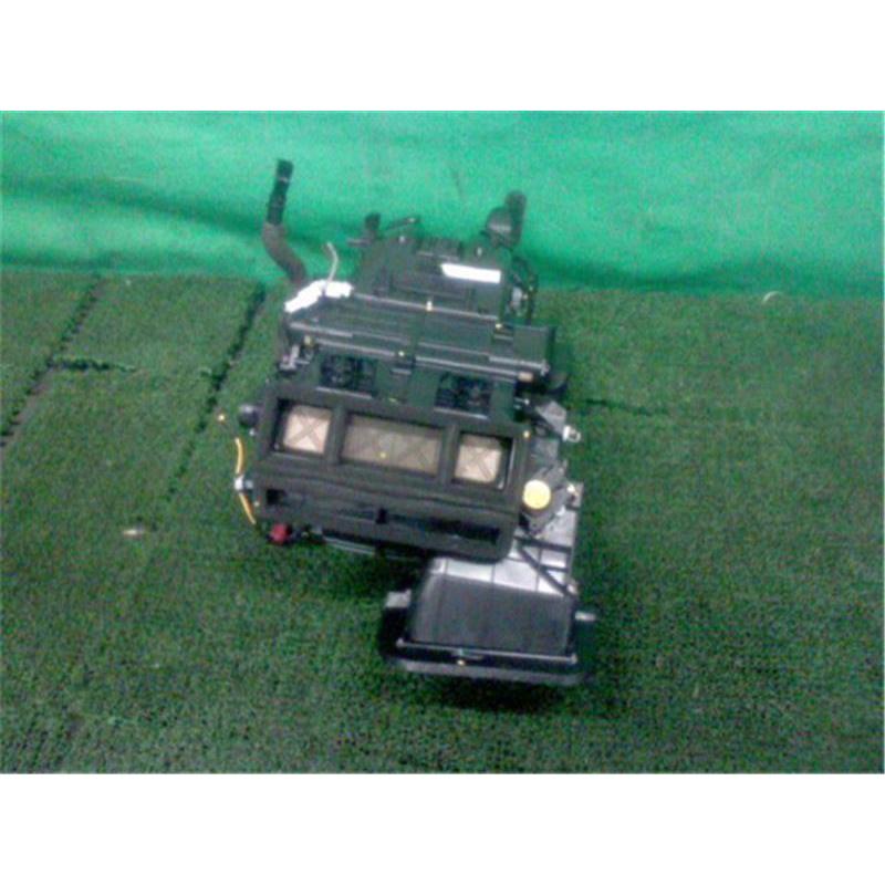 日産 純正 キックス 《 P15 》 エバポレーター 27210-5RY1A P70100