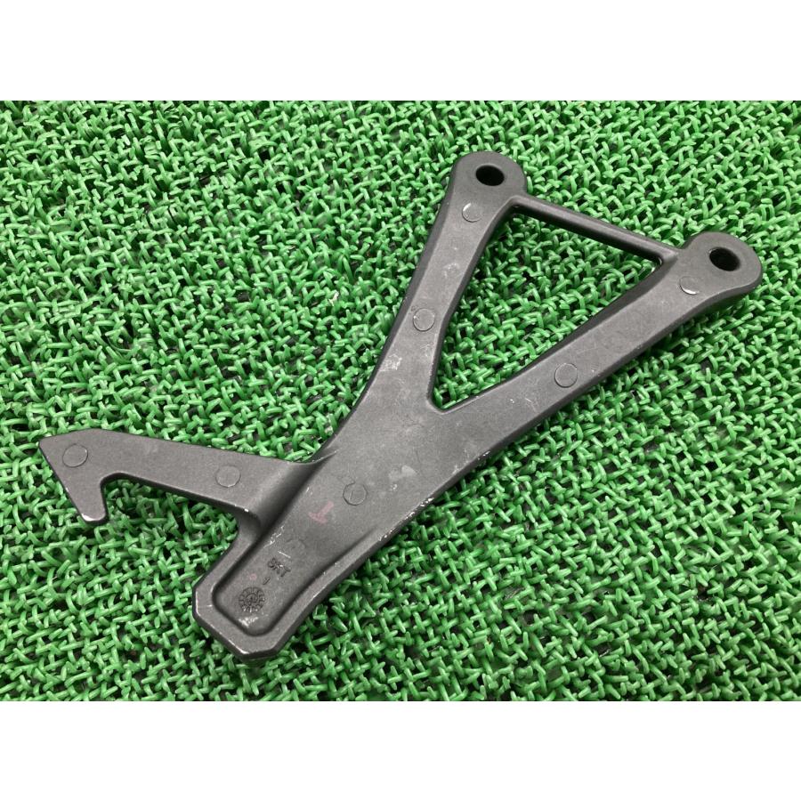 カワサキ（Kawasaki） ZX-25R タンデムステップホルダー 左 SKT 純正
