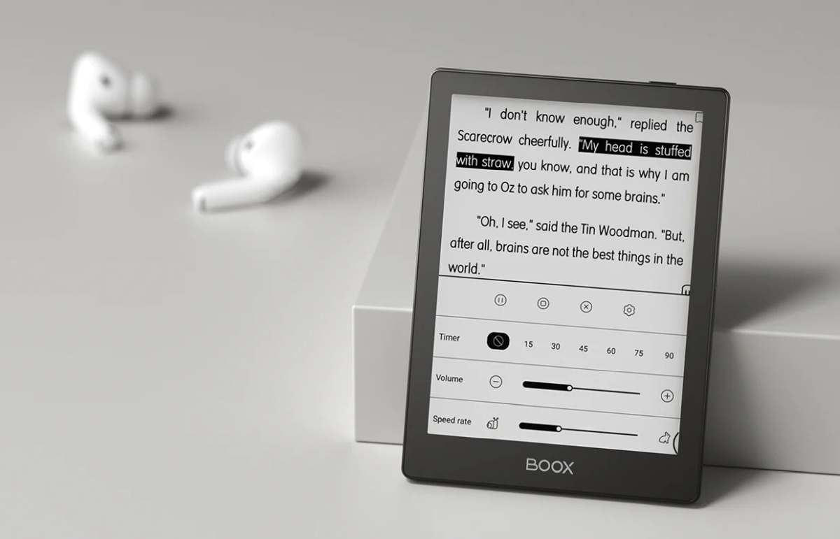 Onyx BOOX Poke5 is an eReader with a 6 inch E Ink screen and