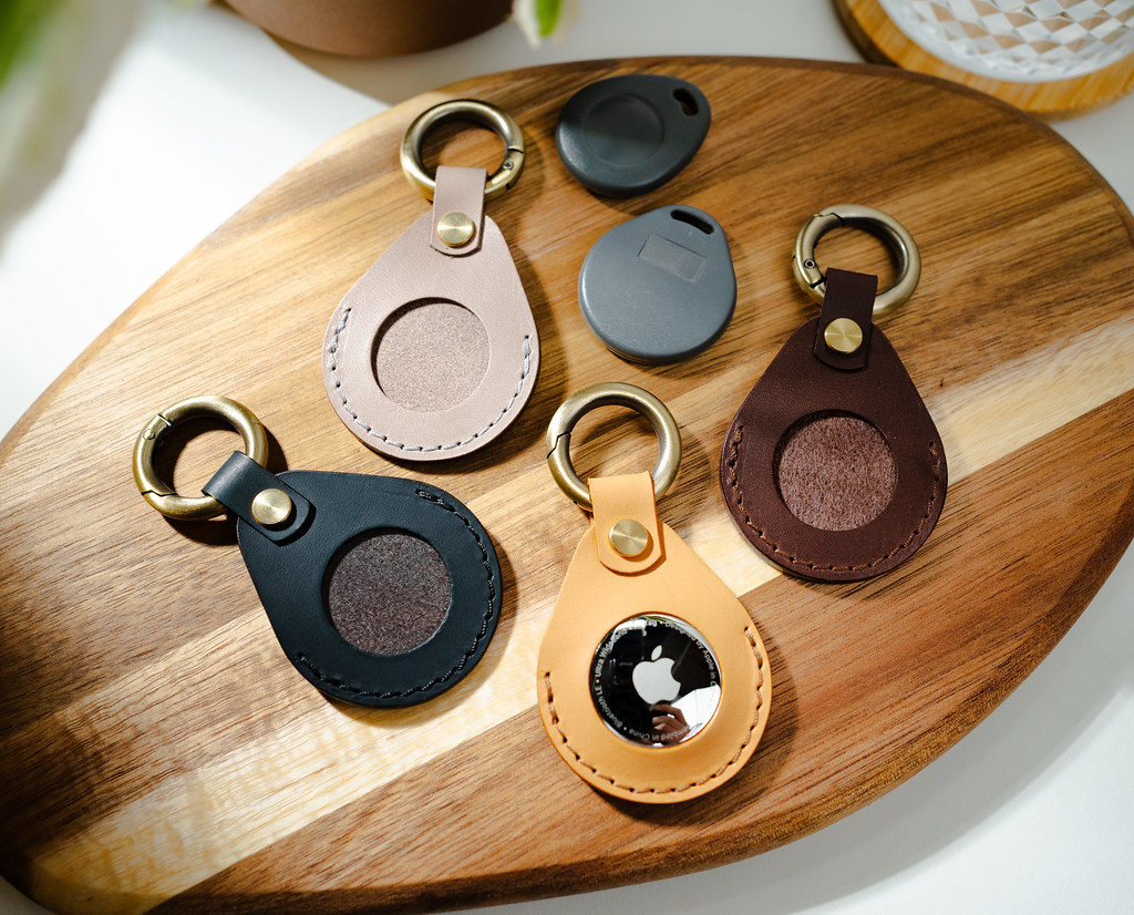 台湾 AirTag レザーケース アクセスキーケース エレベーターカード
