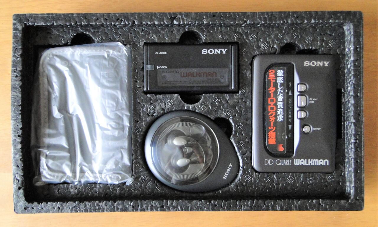 WALKMAN DD QUARTZ WM-DD9 : さくの家電のーと